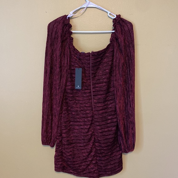 Celebrate with Me Burgundy Velvet Bustier - Picture 2 of 4